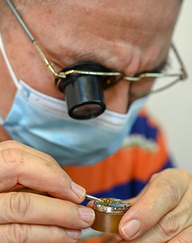 伊桑·威尔森-南昌百达翡丽维修中心制表师